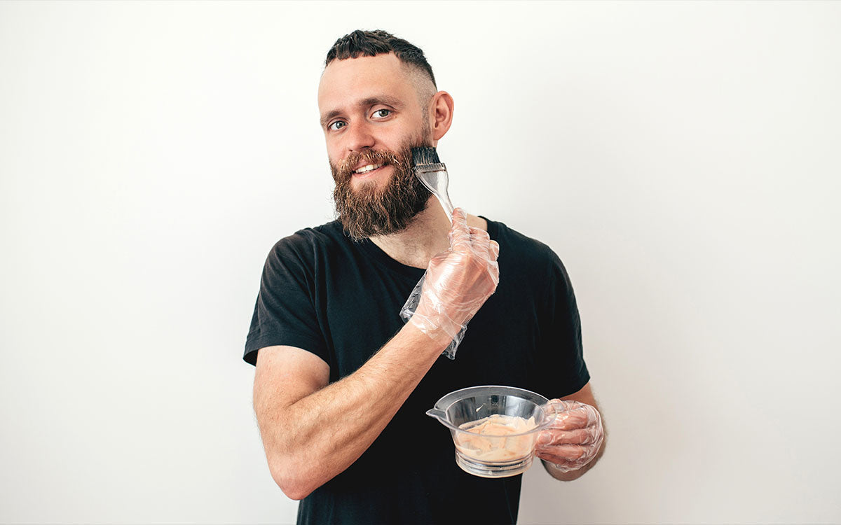 Je baard verven? Zo gebruik je baardverf voor optimaal resultaat Je baard verven? Zo gebruik je baardverf voor optimaal resultaat