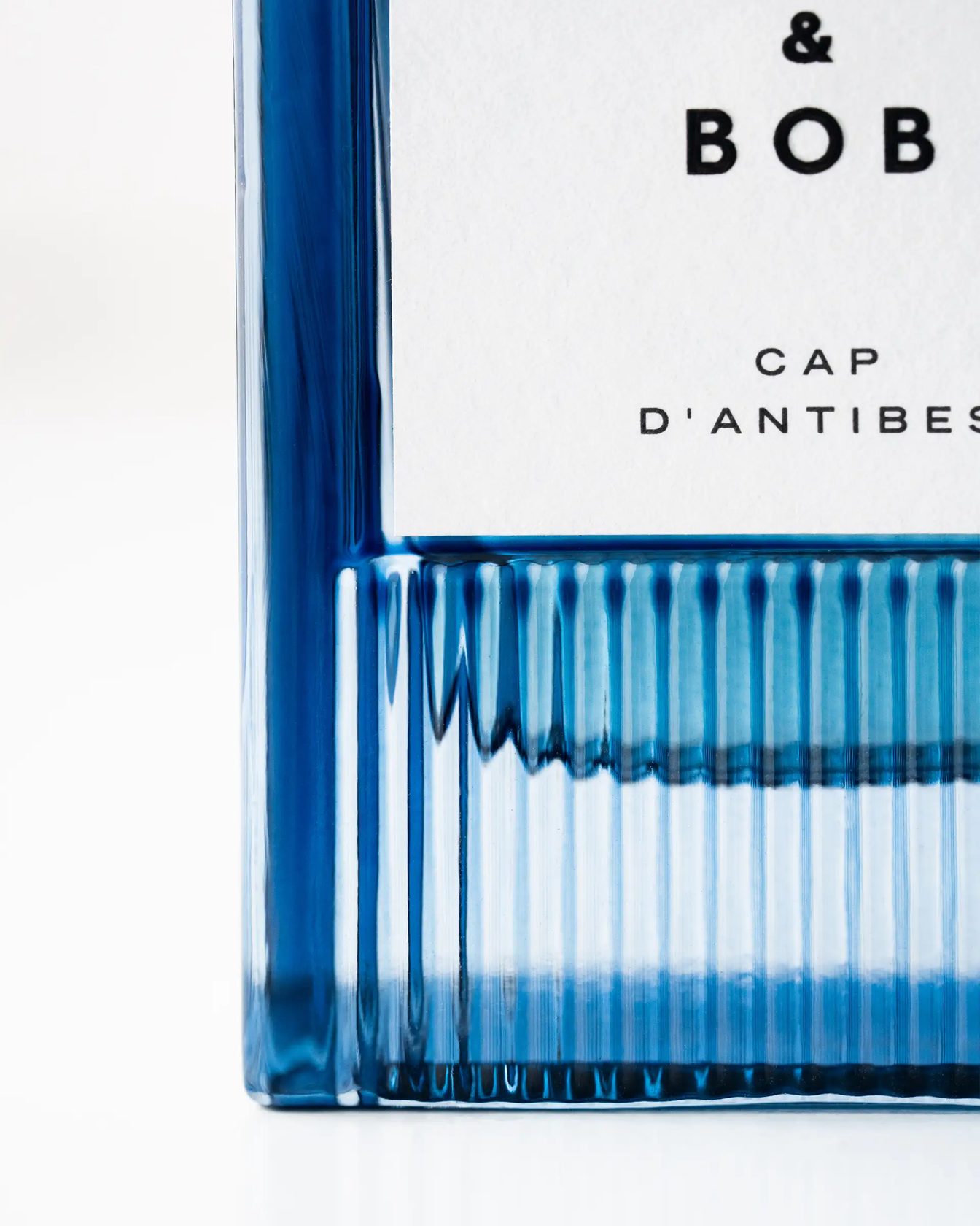 Eight & Bob Eau de Parfum – Cap D'Antibes Eight & Bob Eau de Parfum – Cap D'Antibes